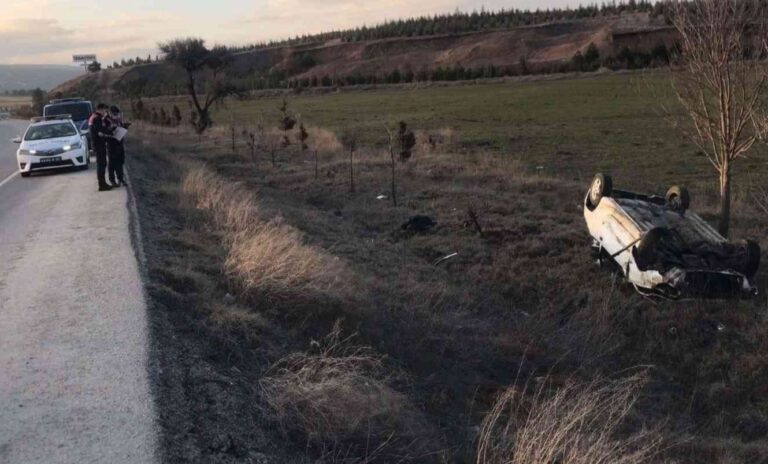 Araç Takla Attı: 1 Ölü, 2 Yaralı!