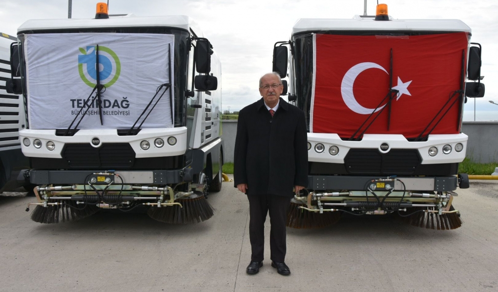 BÜYÜKŞEHİR, TEMİZ ÇEVRE İÇİN TEMİZLİK ARAÇLARININ SAYISINI ARTIRMAYA DEVAM EDİYOR BÜYÜKŞEHİR, TEMİZ ÇEVRE İÇİN TEMİZLİK ARAÇLARININ SAYISINI ARTIRMAYA DEVAM EDİYOR