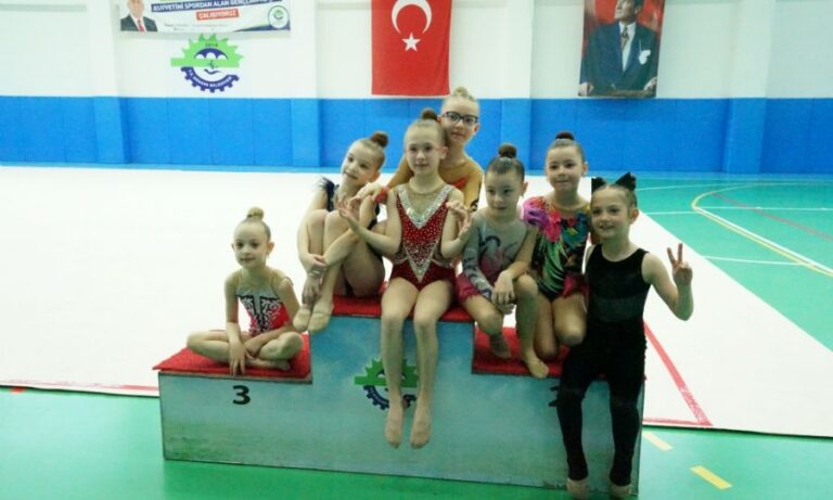 Ergene Belediyesi Ritmik Cimnastik Tekirdağ İl Birinciliği Yarışmasına Ev Sahipliği Yaptı