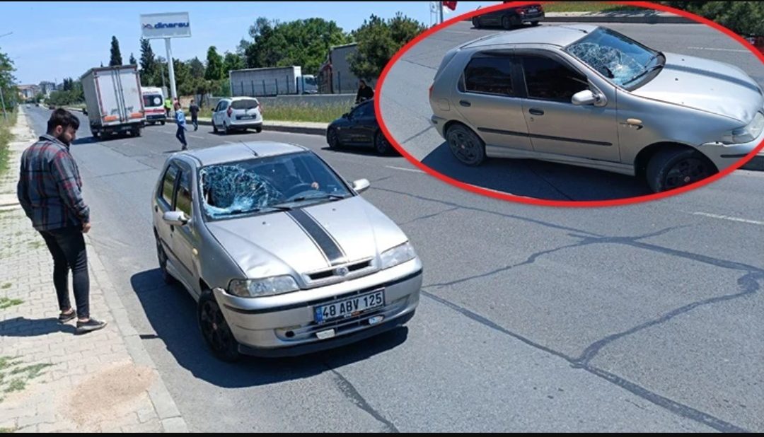 Minibüsten İnen Yolcuya Otomobil Çarptı: 1 Ağır Yaralı! Minibüsten İnen Yolcuya Otomobil Çarptı: 1 Ağır Yaralı!