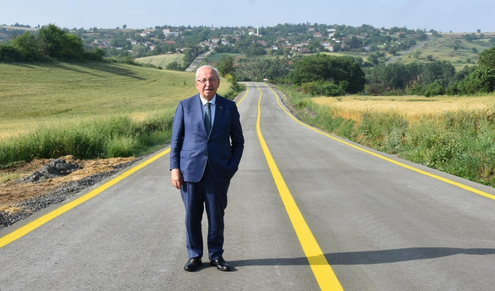 BAŞKAN ALBAYRAK EMİRYAKUP VE PARMAKSIZ MAHALLELERİNDE YOL ÇALIŞMALARINI İNCELEDİ BAŞKAN ALBAYRAK EMİRYAKUP VE PARMAKSIZ MAHALLELERİNDE YOL ÇALIŞMALARINI İNCELEDİ