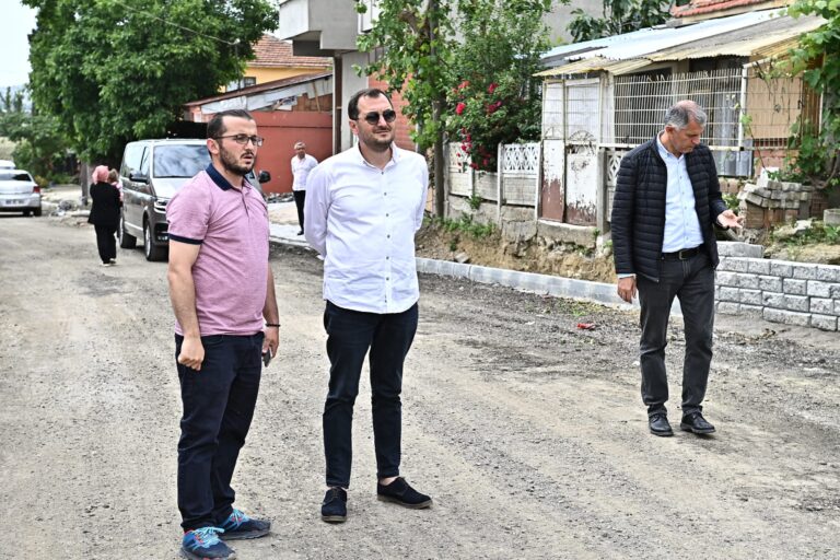 Başkan Yüksel devam eden projeleri yerinde inceledi