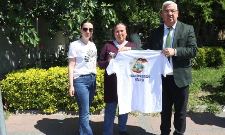 Ergene Belediyesi 5 Haziran Dünya Çevre Günü Etkinlikleri Kapsamında Tişört Dağıttı