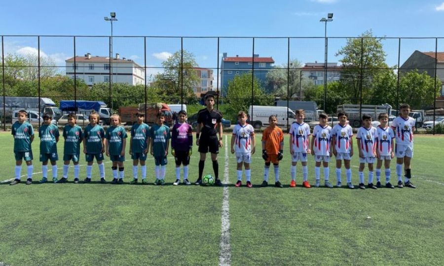 Ergene Belediyesinin Spor Tesisleri Futbol Müsabakalarına Ev Sahipliği Yapmaya Devam Ediyor Ergene Belediyesinin Spor Tesisleri Futbol Müsabakalarına Ev Sahipliği Yapmaya Devam Ediyor