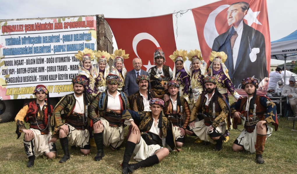 ŞAHPAZ HIDIRELLEZ ŞENLİĞİ COŞKUYLA KUTLANDI ŞAHPAZ HIDIRELLEZ ŞENLİĞİ COŞKUYLA KUTLANDI