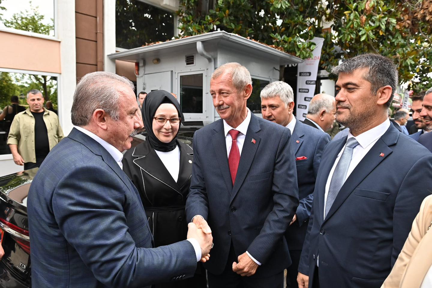 Başkan Uzunlar bayramlaşma törenine katıldı Başkan Uzunlar bayramlaşma törenine katıldı