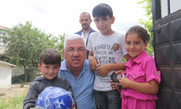 Başkan Yüksel bayramda Ergene’yi karış karış dolaştı