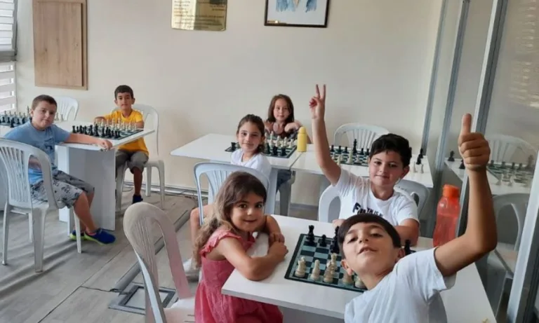 Ergene Belediyesinde Satranç ve Akıl Oyunları Kursları Başladı