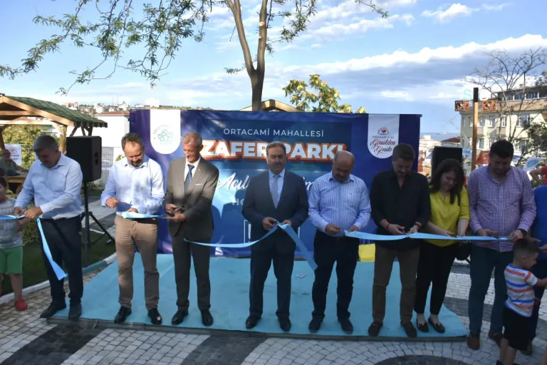 Zafer Park törenle açıldı