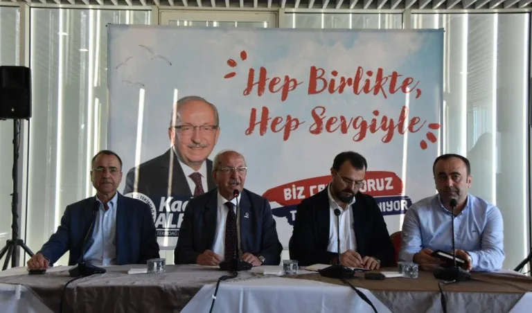 Başkan Albayrak, Toplu Taşıma Sisteminin Paydaşları İle Bir Araya Geldi