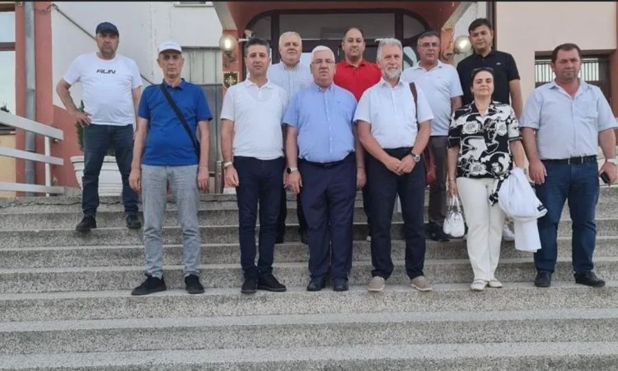 Ergene Belediye Başkanı Rasim Yüksel ve Meclis Üyeleri Yörük Şenliklerine Katıldı Ergene Belediye Başkanı Rasim Yüksel ve Meclis Üyeleri Yörük Şenliklerine Katıldı
