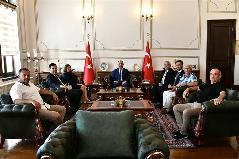 Tekirdağ Milletvekilinden Vali Soytürk’e Hayırlı Olsun Ziyareti Tekirdağ Milletvekilinden Vali Soytürk’e Hayırlı Olsun Ziyareti