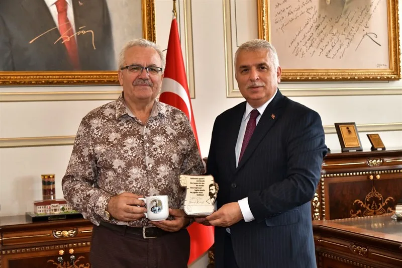 Vali Aziz Yıldırım’a Veda Ziyaretleri Devam Ediyor Vali Aziz Yıldırım’a Veda Ziyaretleri Devam Ediyor