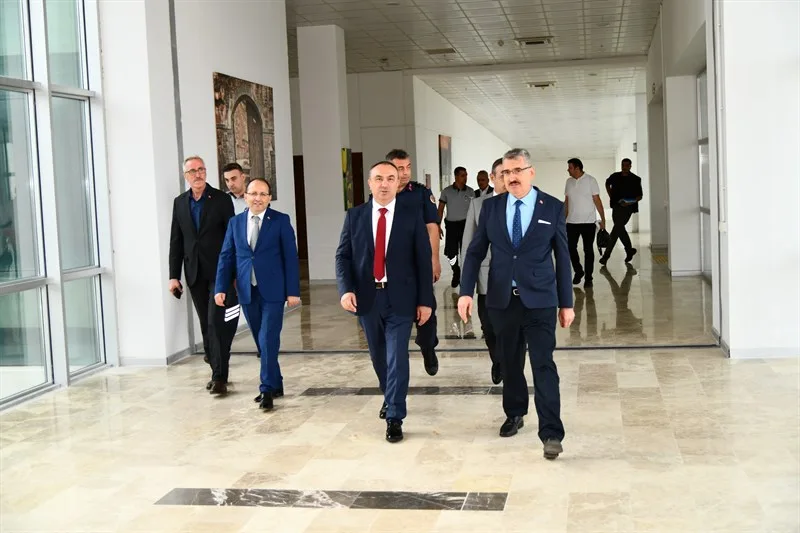 2023-2024 Akademik Yılı Güvenlik Toplantısı Yapıldı 2023-2024 Akademik Yılı Güvenlik Toplantısı Yapıldı