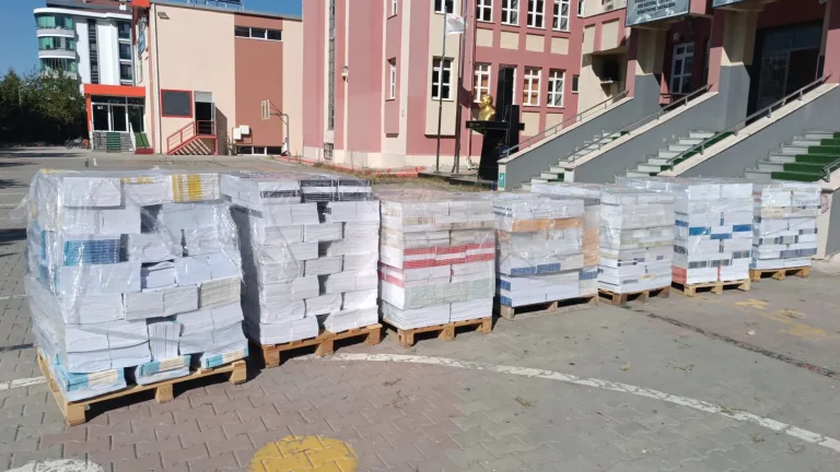 Ücretsiz Ders Kitapları Okullara Dağıtılmaya Başlandı