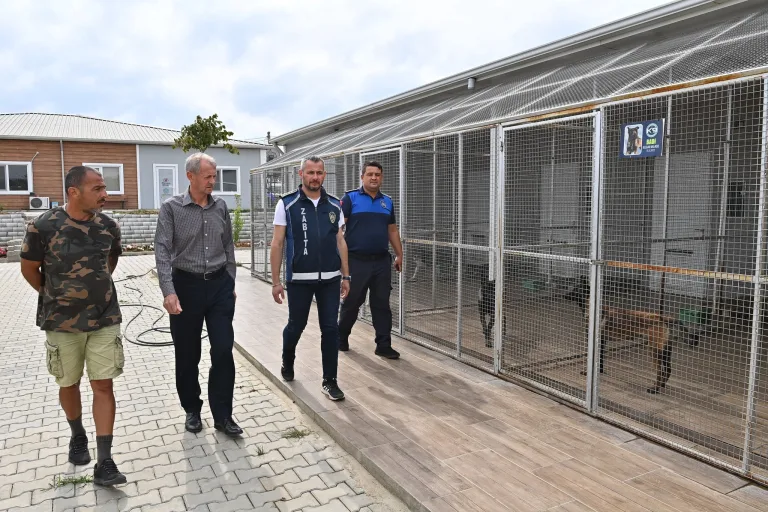 Başkan Uzunlar Süleymanpaşa Belediyesi Kriz Merkezini ziyaret etti
