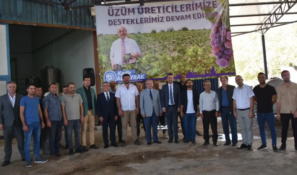 Büyükşehirden Tarımsal Kalkınmaya Bir Destek Daha Büyükşehirden Tarımsal Kalkınmaya Bir Destek Daha