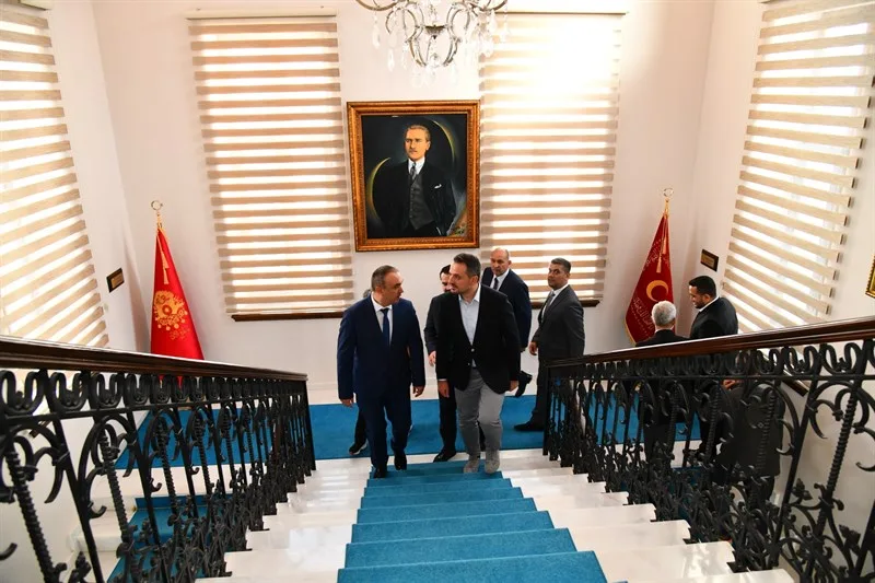 Gençlik ve Spor Bakan Yardımcısı Eminoğlu Vali Soytürk’ü Ziyaret Etti Gençlik ve Spor Bakan Yardımcısı Eminoğlu Vali Soytürk’ü Ziyaret Etti