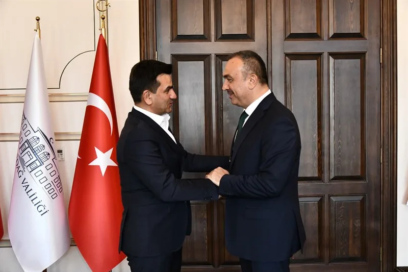 Kaptan Şirketler Grubu’ndan Vali Recep Soytürk’e Ziyaret Kaptan Şirketler Grubu’ndan Vali Recep Soytürk’e Ziyaret