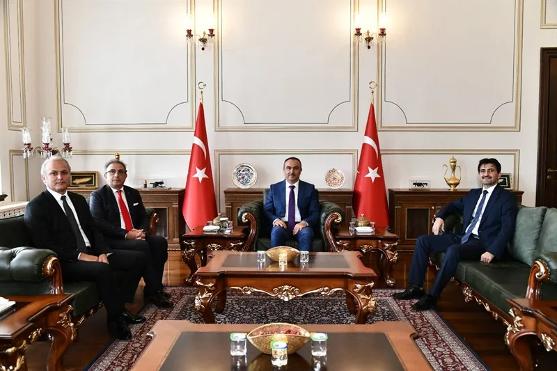 Mahkeme Başkanlarından Vali Soytürk’e Hayırlı Olsun Ziyareti Mahkeme Başkanlarından Vali Soytürk’e Hayırlı Olsun Ziyareti