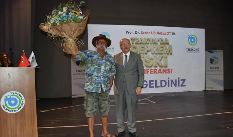 Prof. Dr. Üşümezsoy ‘Trakya’da Deprem Riski’ Konferansı İle Tekirdağlıları Bilgilendirdi