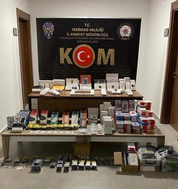 Tekirdağ’da 2 milyon liralık gümrük kaçağı elektronik malzeme ele geçirildi