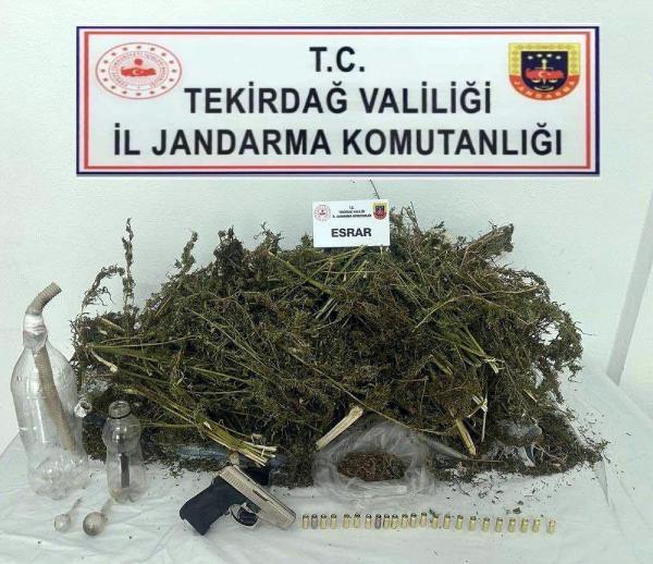 3 Kilo Esrar Ele Geçirildi