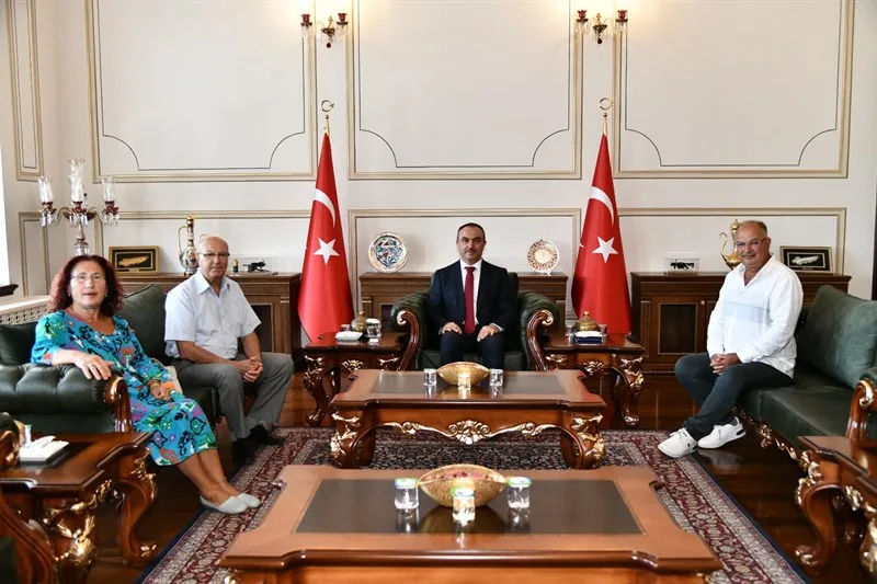 Türk Musikisi Federasyon Başkanından Vali Soytürk’e Ziyaret Türk Musikisi Federasyon Başkanından Vali Soytürk’e Ziyaret