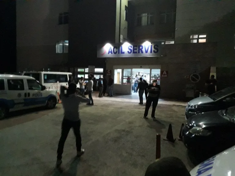 Hastanede Husumetlisini Silahla Vurdu!
