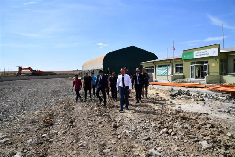 Vali Soytürk Gençlik ve Spor Bakanlığı Yatırımlarını Yerinde İnceledi
