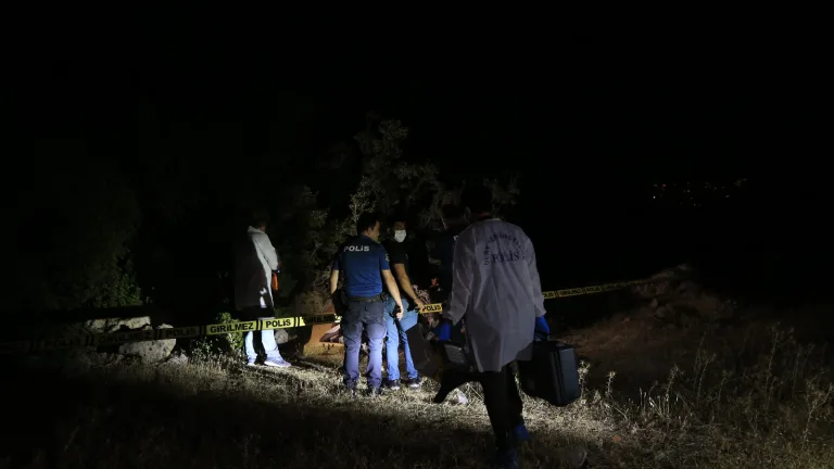 2 Çocuk Babası Ağaçlık Alanda Ölü Bulundu