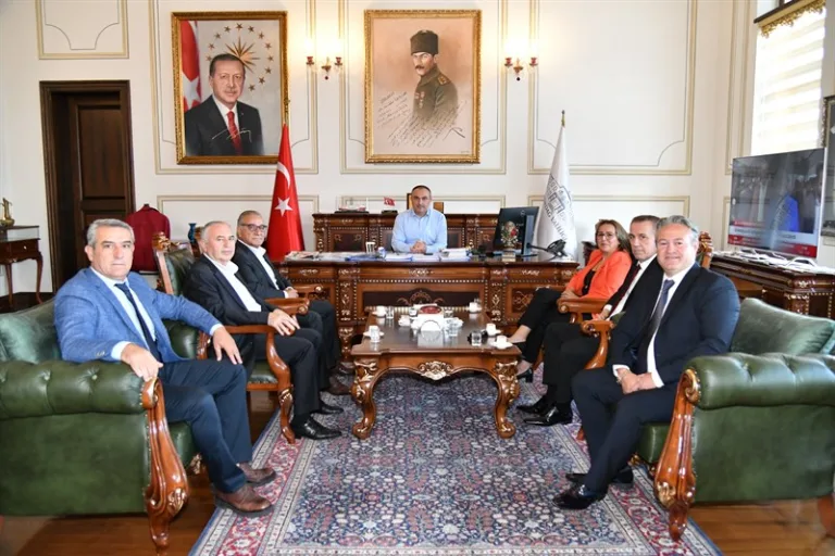 Çorlu Koordine Sanayi Sitesi İşletme Kooperatifi Başkanı Dobrucalı Vali Soytürk’ü Ziyaret Etti