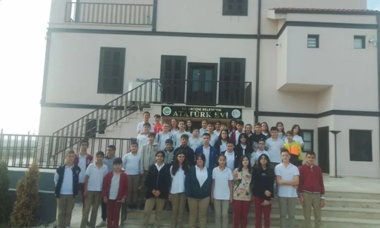 Ergene Belediyesi Atatürk Evi ve Müzesi Öğrencilerin Akınına Uğruyor