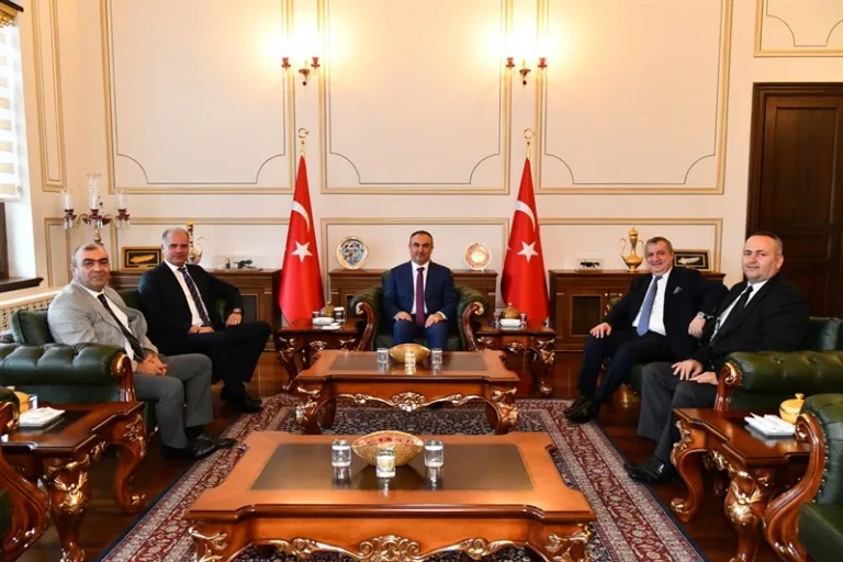 İş İnsanı Tuğlu’dan Vali Soytürk’e Ziyaret