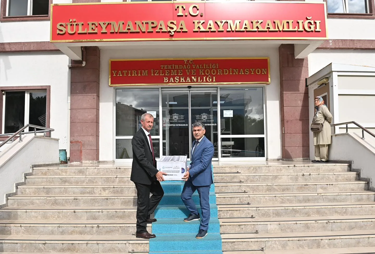 Süleymanpaşa Belediyesinden öğrencilere kırtasiye desteği Süleymanpaşa Belediyesinden öğrencilere kırtasiye desteği