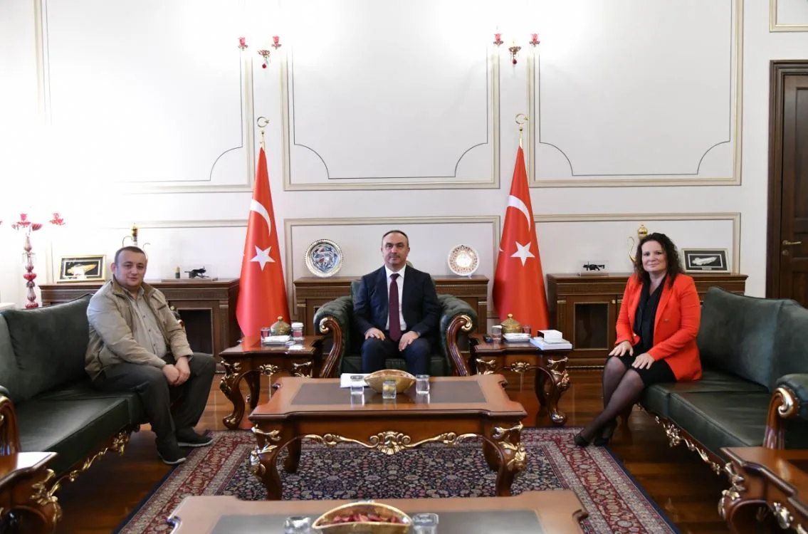 Süleymanpaşa Kent Konseyi Başkanı Güngör Vali Soytürk’ü Ziyaret Etti Süleymanpaşa Kent Konseyi Başkanı Güngör Vali Soytürk’ü Ziyaret Etti