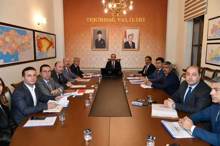 Süleymanpaşa, Muratlı ve Marmaraereğlisi İlçelerimiz Eğitim Yatırımları Değerlendirme Toplantısı Yapıldı