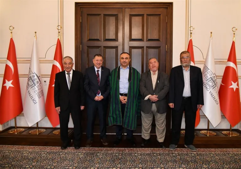Tekirdağ Birleşik Türkmenler Derneği Başkan ve Üyelerinden Vali Soytürk’e Ziyaret