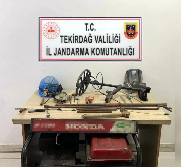 Kaçak Kazı Yapan 2 Şüpheli Yakalandı