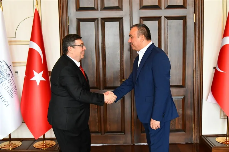 Trakya Rumeli Balkan Dernekleri Federasyonu Başkanı Efe’den Vali Soytürk’e Ziyaret Trakya Rumeli Balkan Dernekleri Federasyonu Başkanı Efe’den Vali Soytürk’e Ziyaret