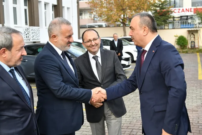 Vali Soytürk İl Sağlık Müdürlüğünde Brifing Aldı