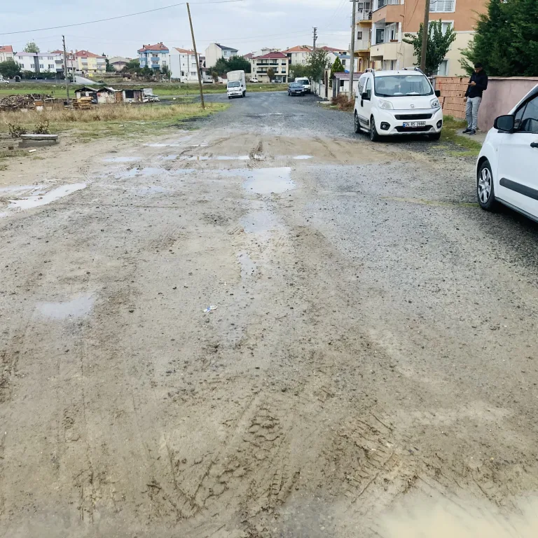 Bu Yollar Ne Olacak Ahmet Başkan?