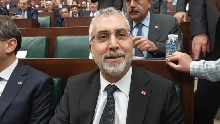 Bakan Işıkhan’dan ‘asgari ücret’ açıklaması: En temel ilkemiz enflasyona ezdirmemek | Ekonomi
