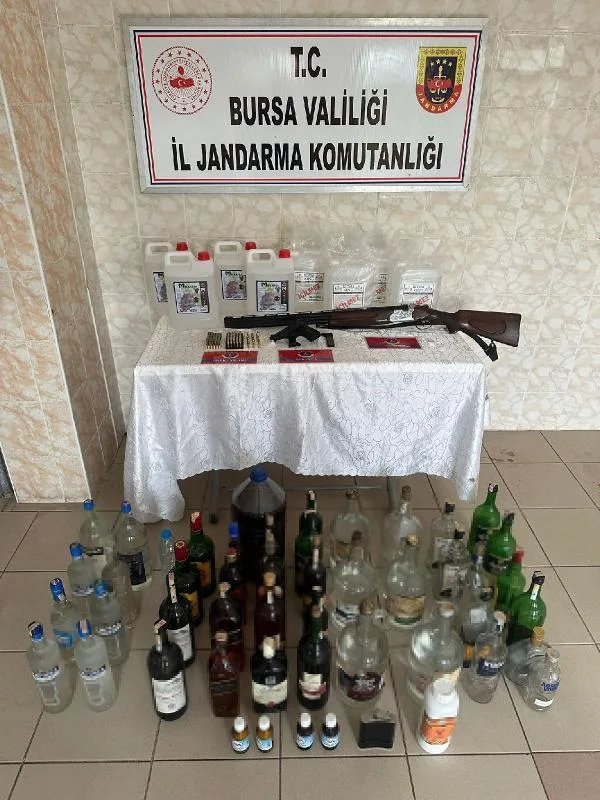 Bursa’da 100 bin TL değerinde sahte içki ele geçirildi; 1 gözaltı | Bursa