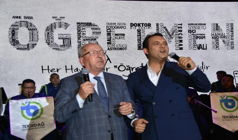 BÜYÜKŞEHİR BELEDİYESİ KENT ORKESTRASI’NDAN ÖĞRETMENLER İÇİN ANLAMLI KONSER