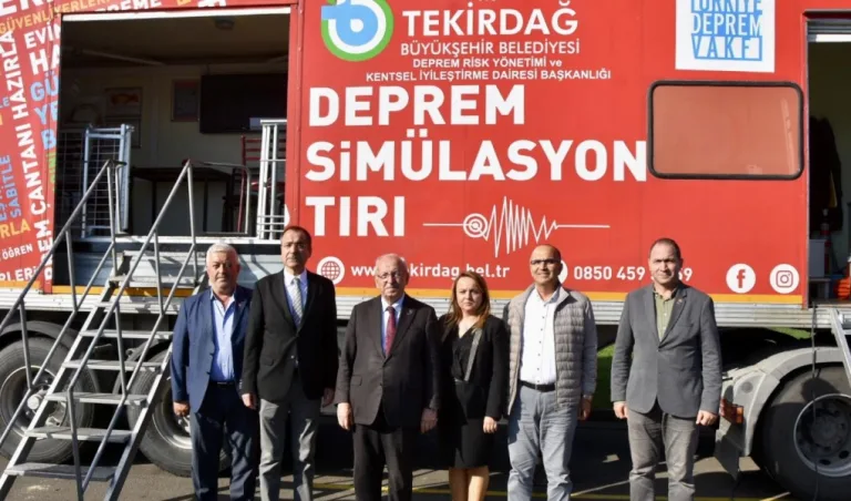 Büyükşehir, Depreme Hazırlık Çalışmaları Kapsamında Ekipman Sayısını Artırıyor