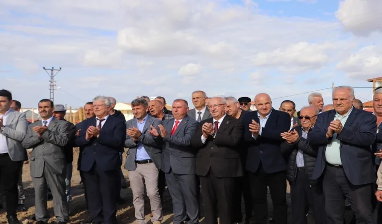 ÇUKURYURT DÜĞÜN SALONU TEMEL ATMA PROGRAMI GÖRKEMLİ BİR TÖRENLE GERÇEKLEŞTİRİLDİ