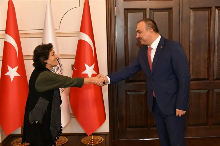 Gazeteci Bedia İlerler Vali Soytürk’ü Ziyaret Etti