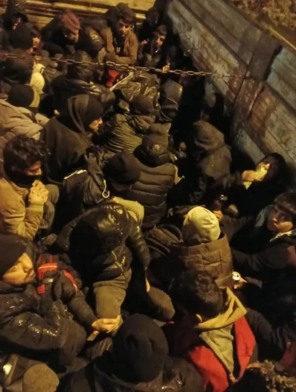 Kırklareli’de 17 kaçak göçmen yakalandı