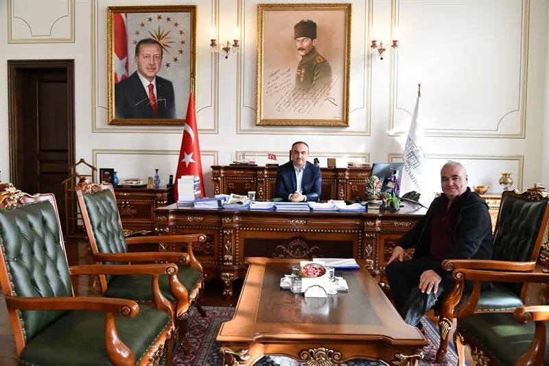 Sabah Gazetesi Temsilcisi Ürtekin Vali Soytürk’ü Ziyaret Etti Sabah Gazetesi Temsilcisi Ürtekin Vali Soytürk’ü Ziyaret Etti